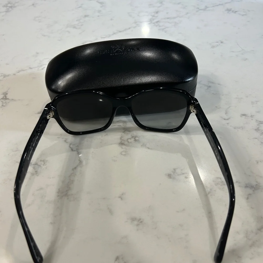 Women’s Coach Sunglasses, HC8232, NWOT